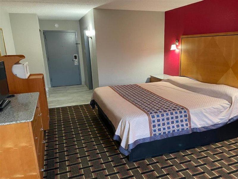 Red Roof Inn Richmond, Va - W Broad St 亨利科 外观 照片