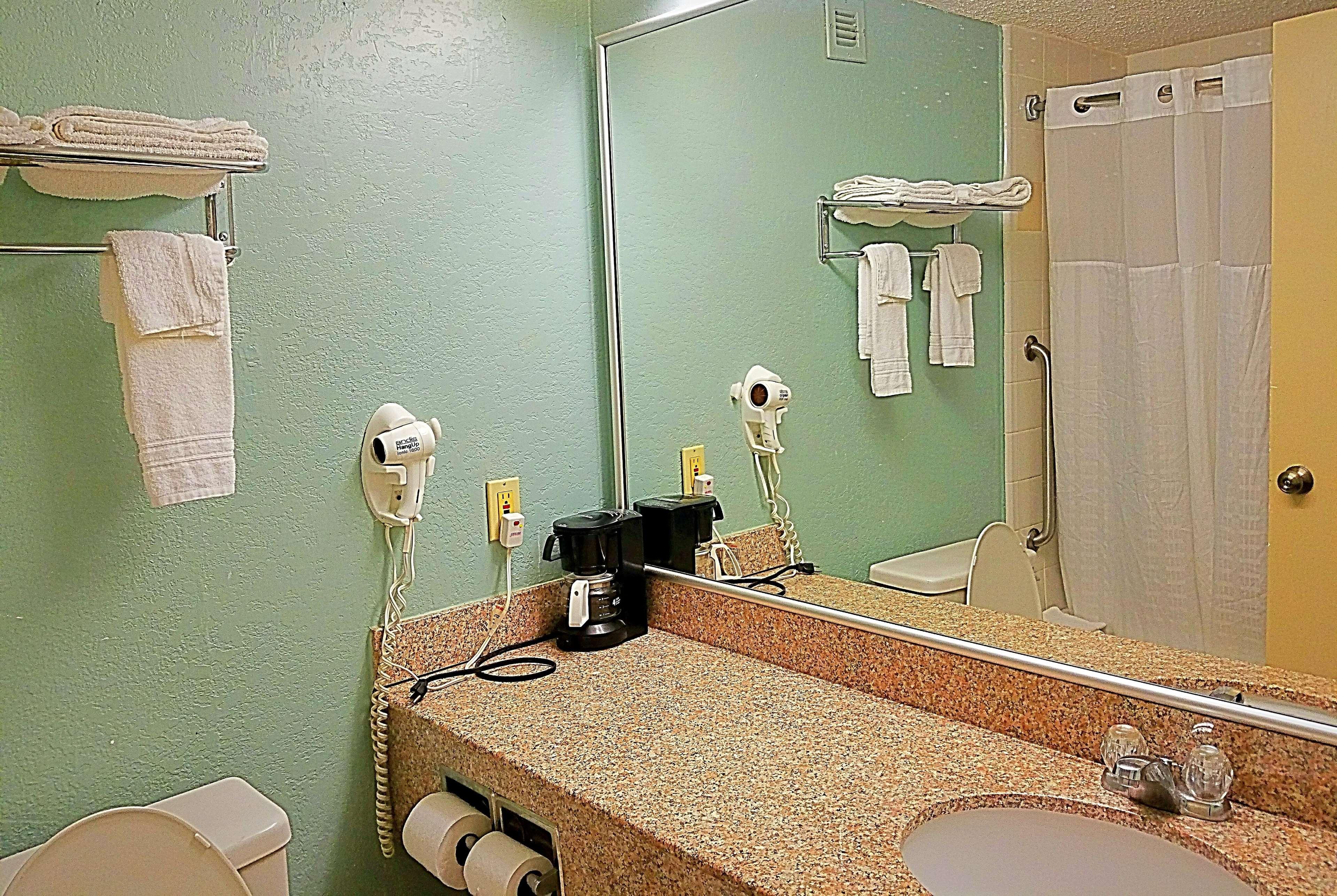 Red Roof Inn Richmond, Va - W Broad St 亨利科 外观 照片